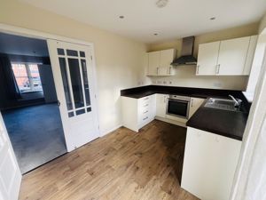 Kitchen/Dinning Room- click for photo gallery